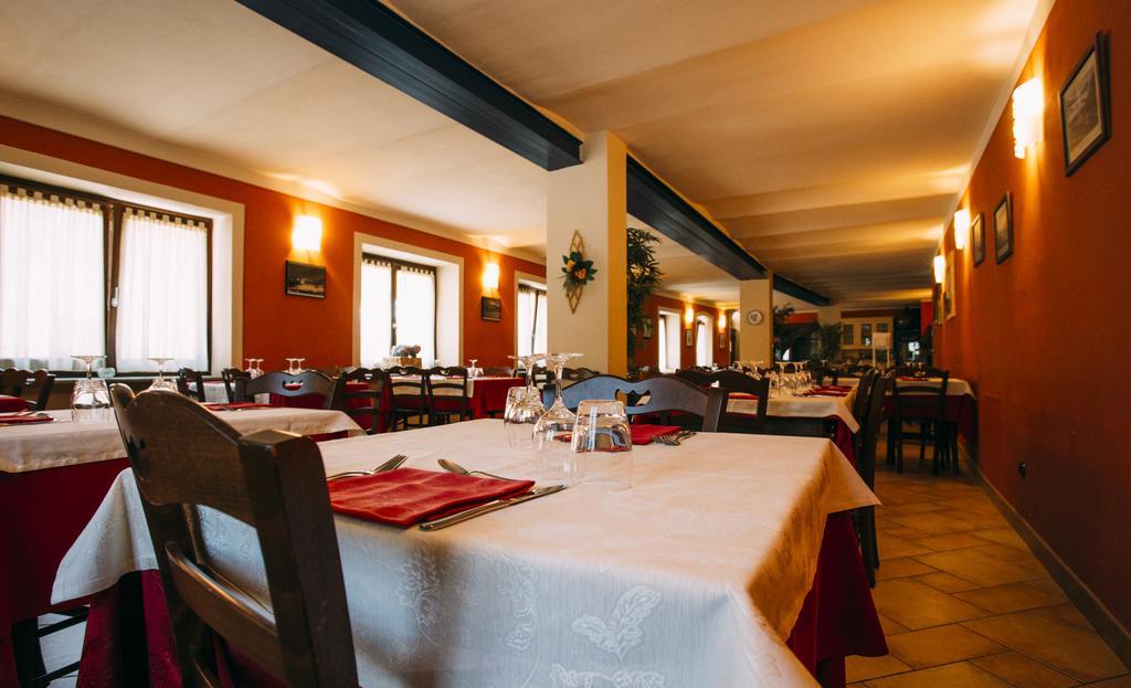 Albergo Dei Pescatori Chiusa di Pesio Exteriör bild