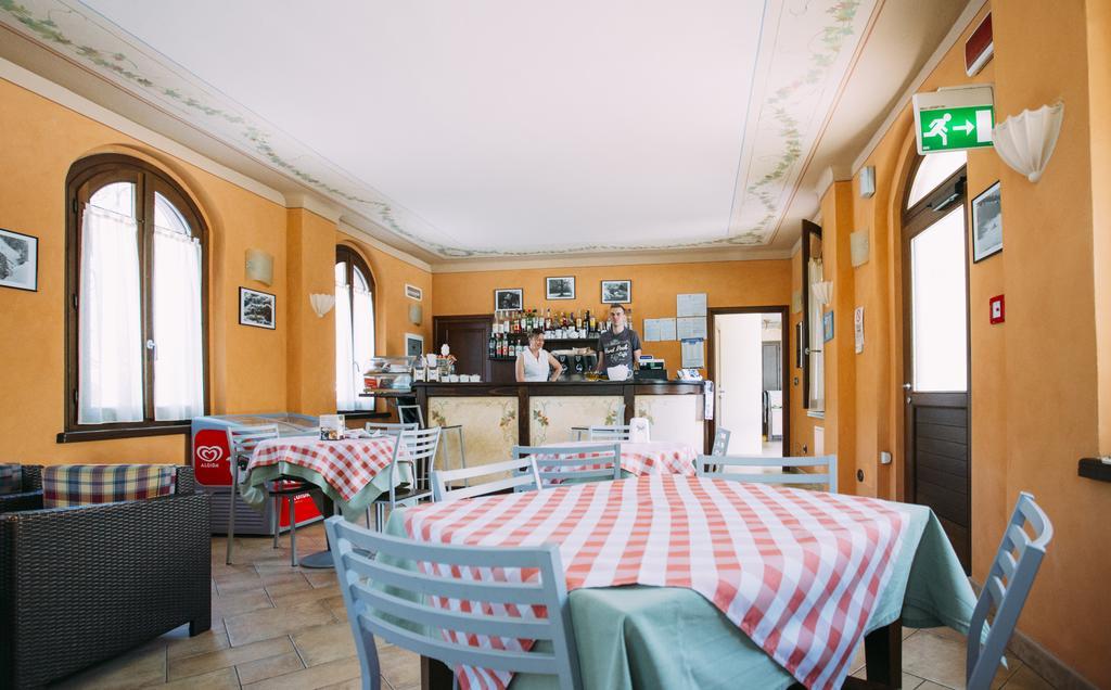 Albergo Dei Pescatori Chiusa di Pesio Exteriör bild